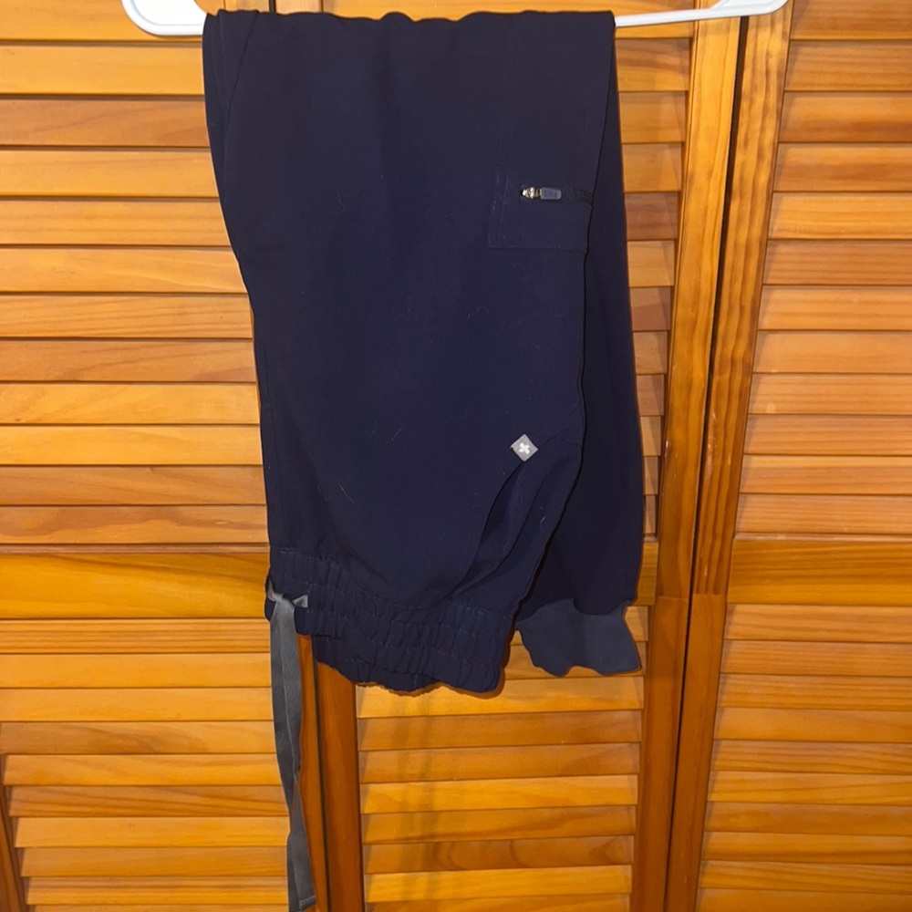 Figs petite joggers